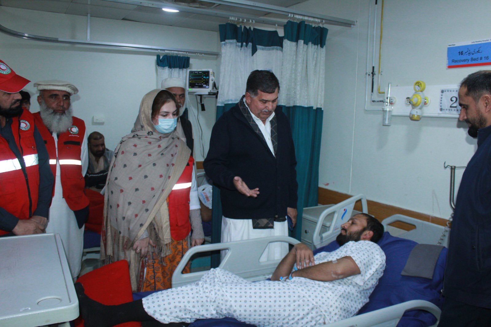 Chairman PRCS Khyber Pakhtunkhwa Pays Emergency Visit to Lady Reading Hospital